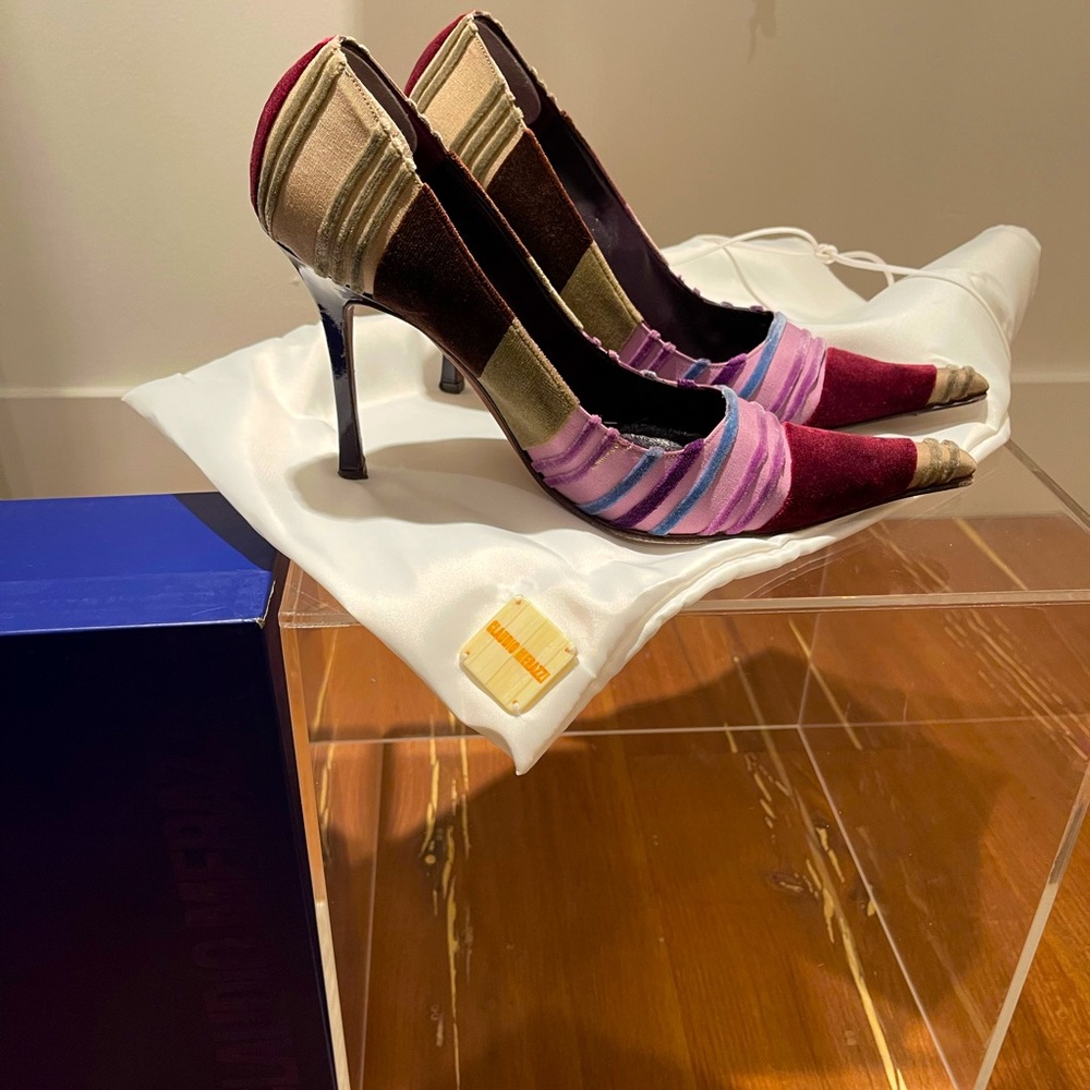 VINTAGE Claudio Merrazi velvet heels. Italian made. Size 40 (aka 10)